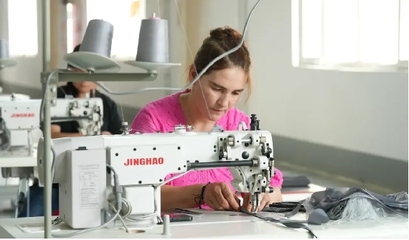 江西企業(yè)落戶阿克陶，助力箱包產(chǎn)業(yè)升級